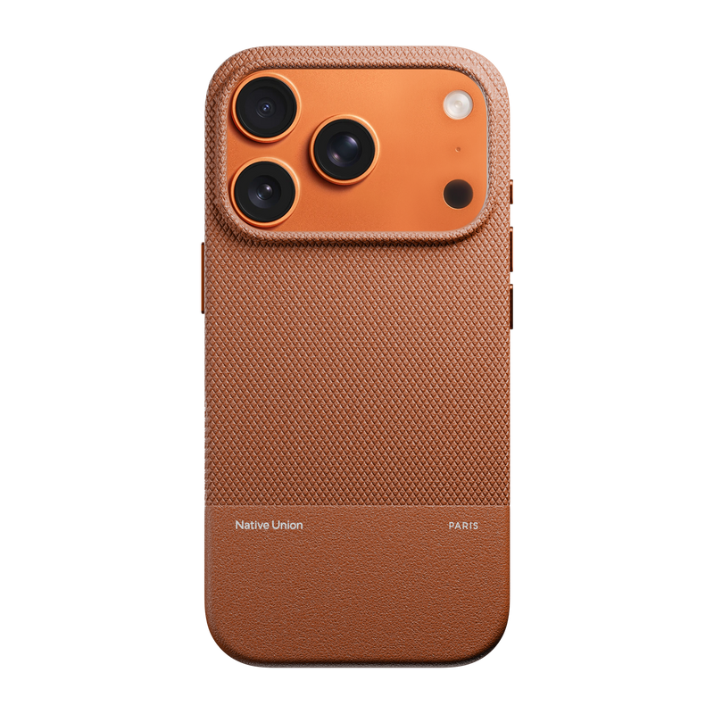 iPhone 17 Pro / Tan