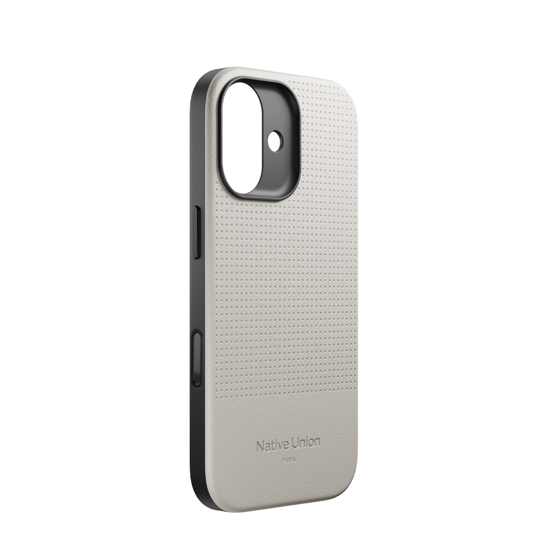 iPhone 17 / Sandstone