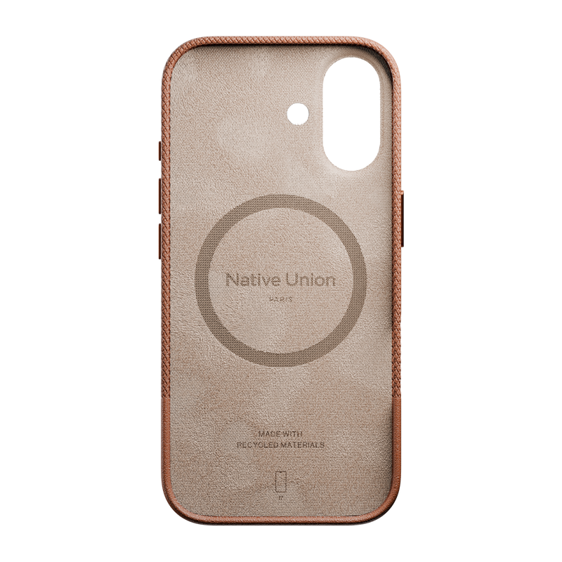 iPhone 17 / Tan