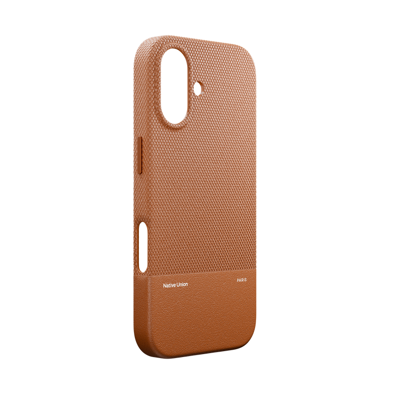 iPhone 17 / Tan