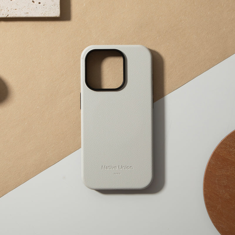 iPhone 16 Pro / Sandstone