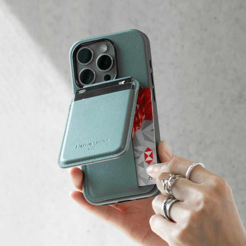 iPhone 16 Pro / Slate Green