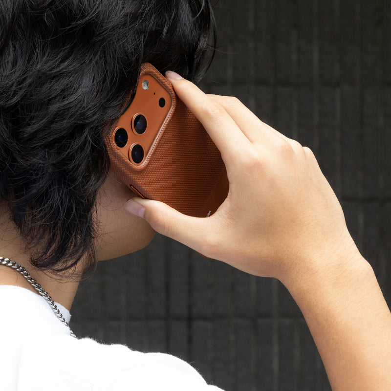 iPhone 17 Pro Max / Tan