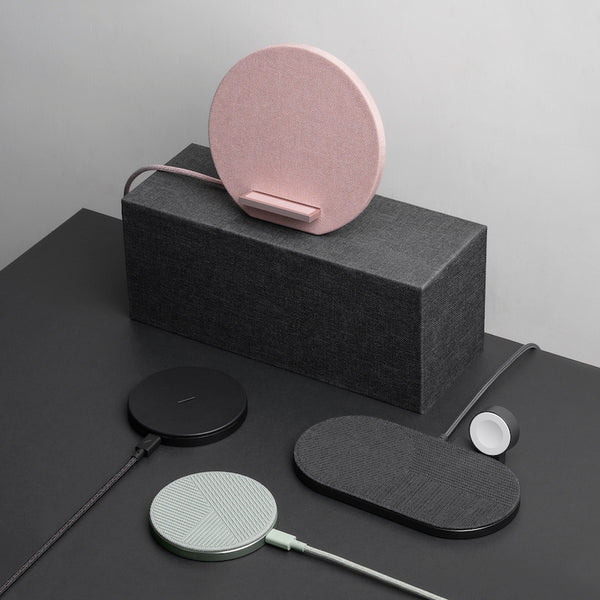 iPhone 13 Pro Max / Wireless Charging