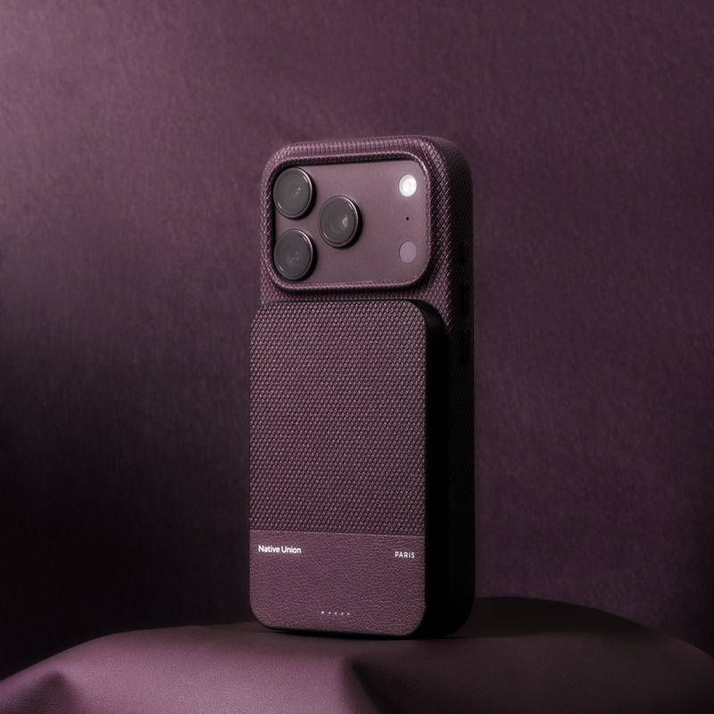iPhone 18 Pro / Burgundy