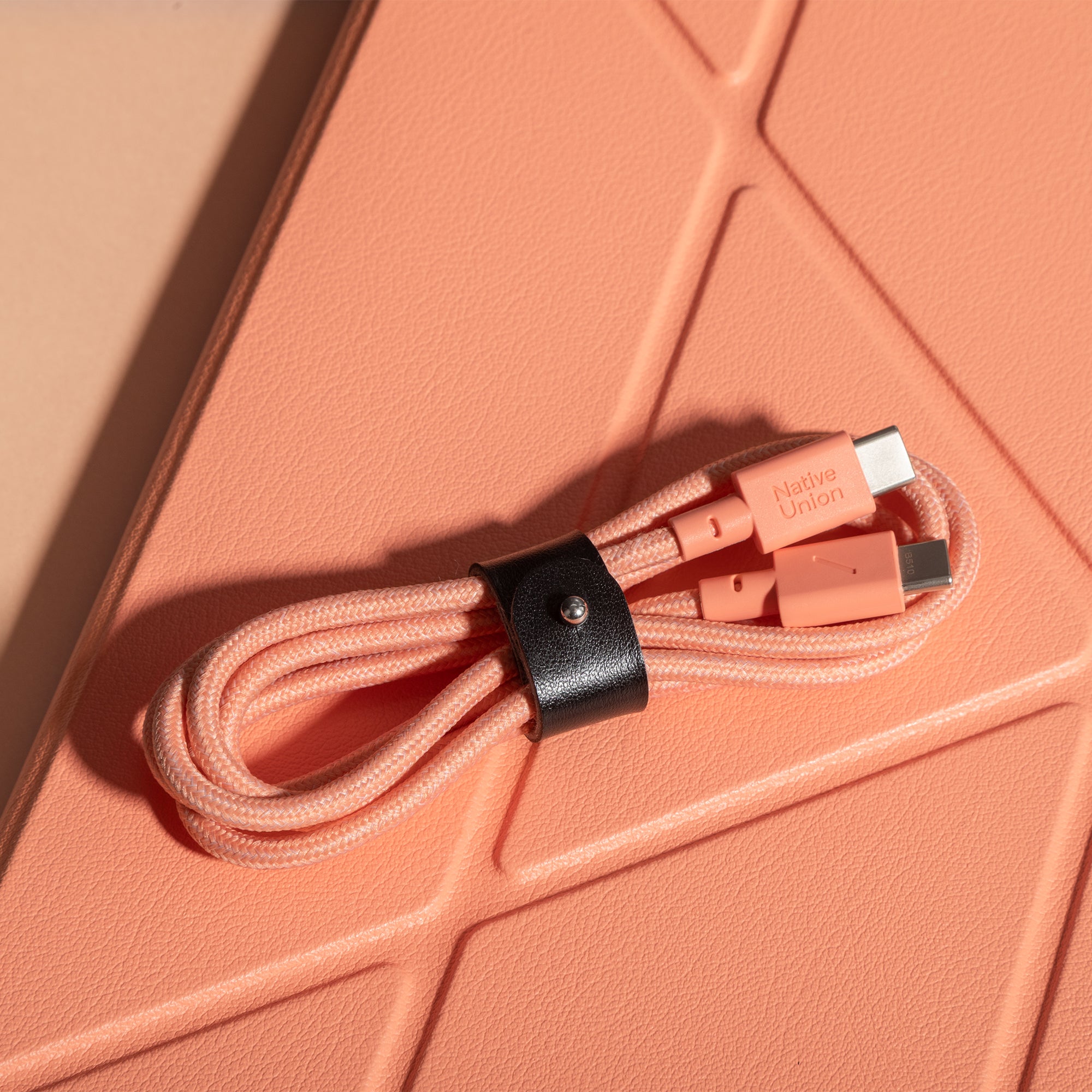 Belt Cable (USB-C to USB-C)