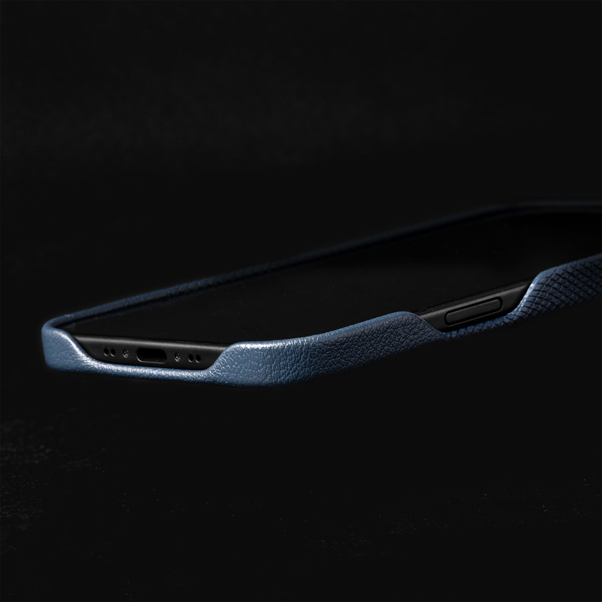 (Re)Classic Case for iPhone 17