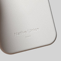iPhone 16 Pro / Sandstone