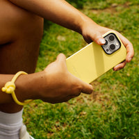 iPhone 16 Pro / Lemon