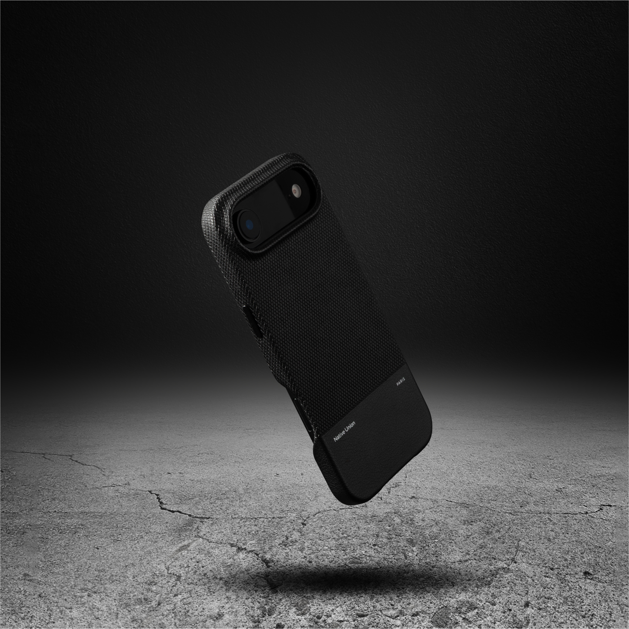 (Re)Classic Case for iPhone 17