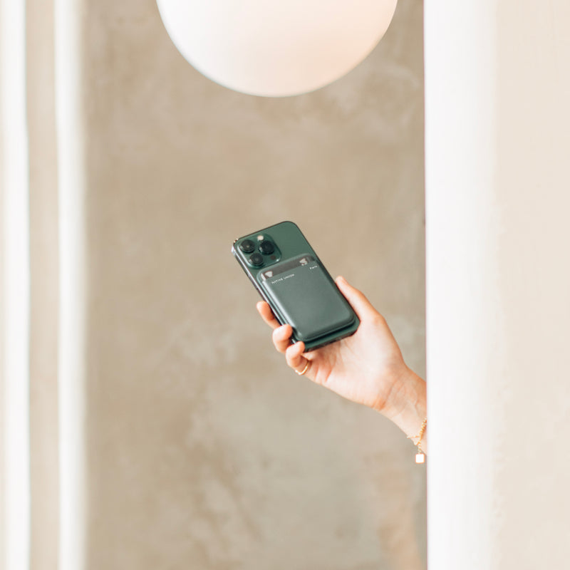 iPhone 15 Pro / Slate Green