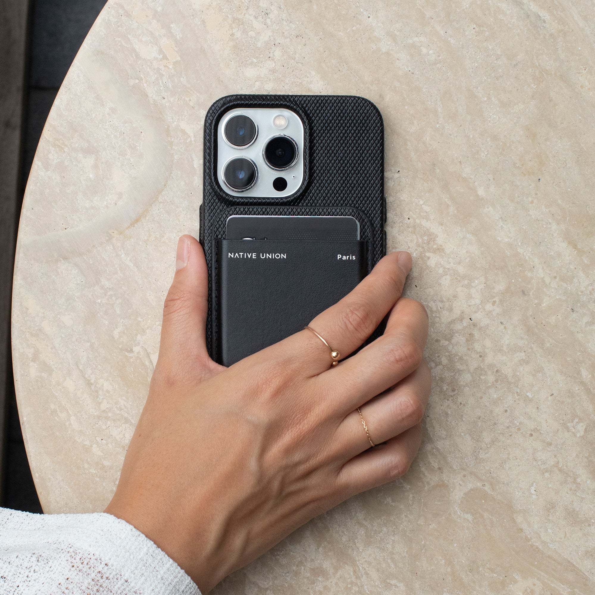 Native Union - (Re)Classic Case for iPhone 15