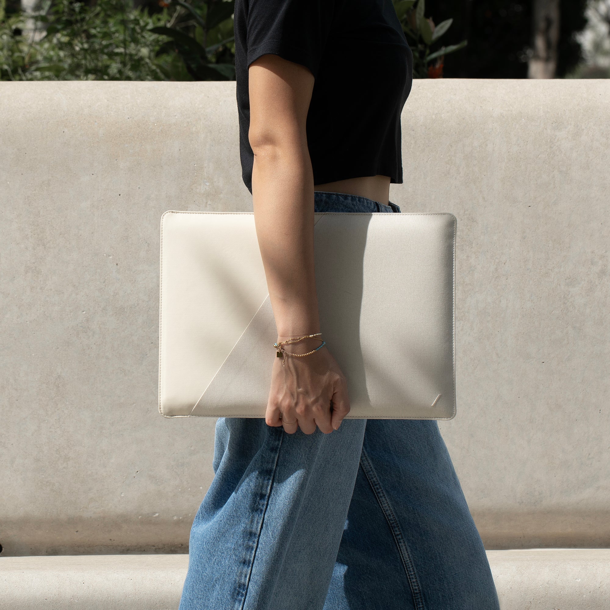 Stow Slim MacBook Sleeve 16