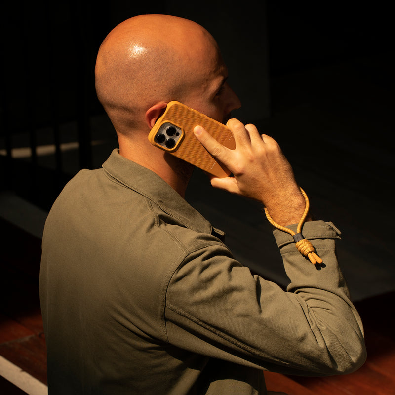 iPhone 15 Pro / Kraft