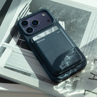 iPhone 17 Pro Max / Navy
