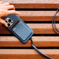 iPhone 16 Pro / Navy