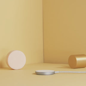 39402378690699,39402378723467,Snap Magnetic Wireless Charger