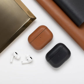 34253243252875,34253243285643,34253243318411,Leather Case for AirPods Pro