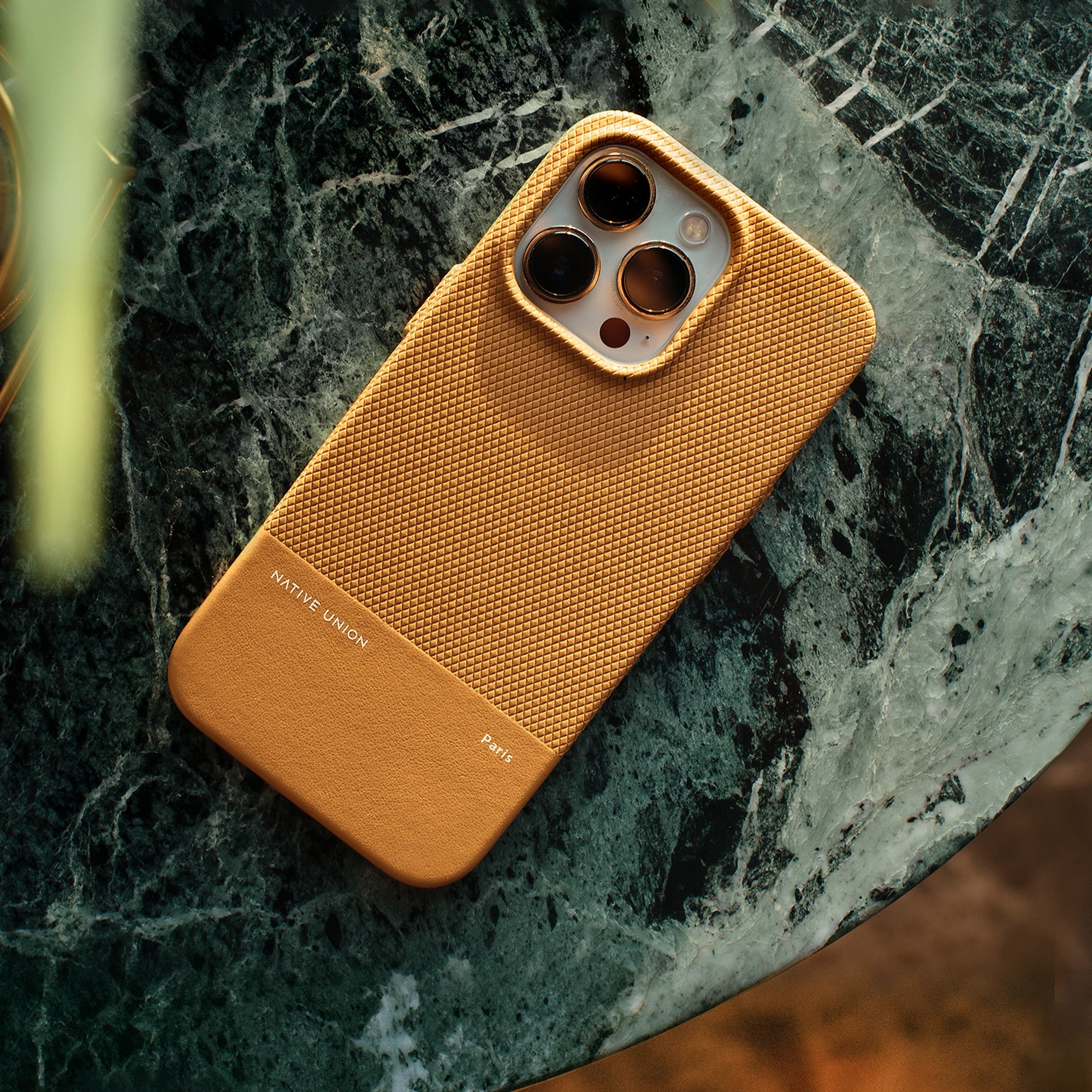 Native Union - (Re)Classic Case for iPhone 14