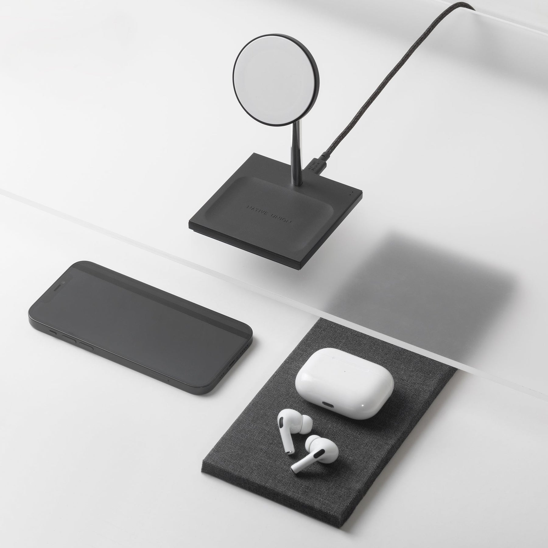 Magnetic Wireless Charger